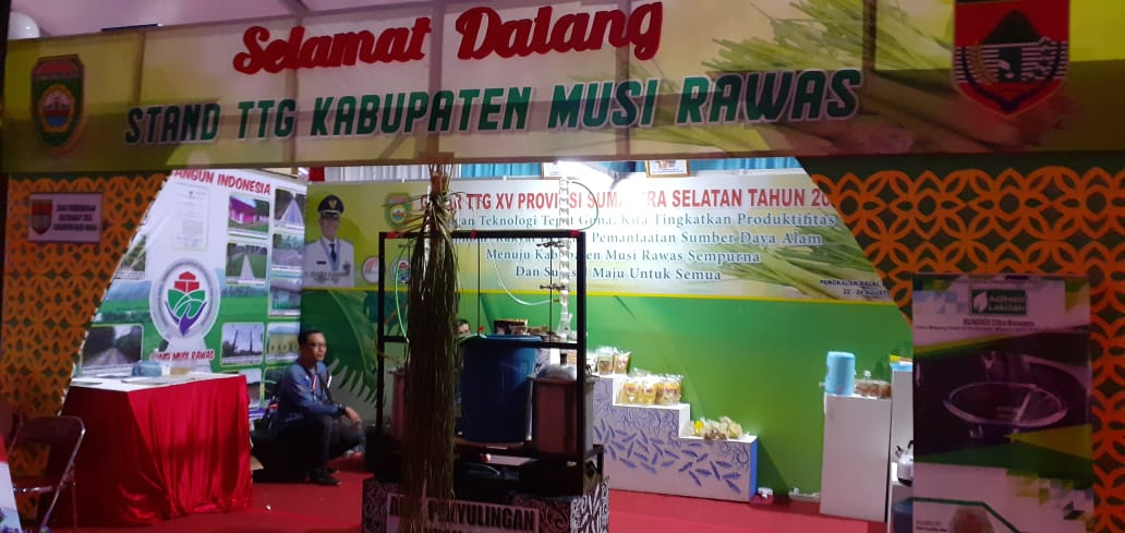 Gubernur HD Kunjungi Stand TTG Mura