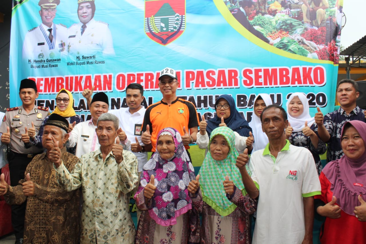 Jelang Natal Dan Tahun Baru, Bupati Hadiri Pembukaan Operasi Pasar Sembako Di Muara Lakitan