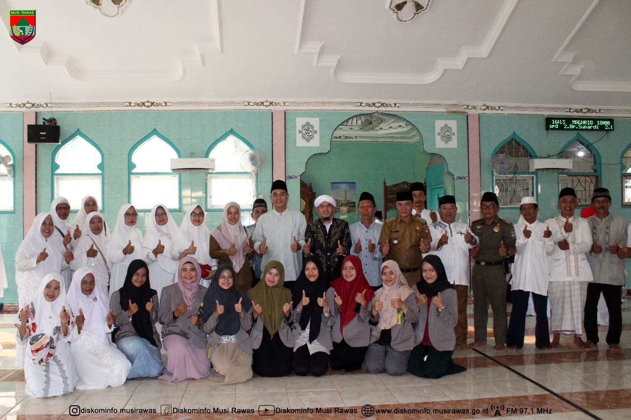 Bupati H Hendra Gunawan Hadiri Pengajian Musi Rawas Sempurna di Masjid Al- Falah O Mangun Harjo