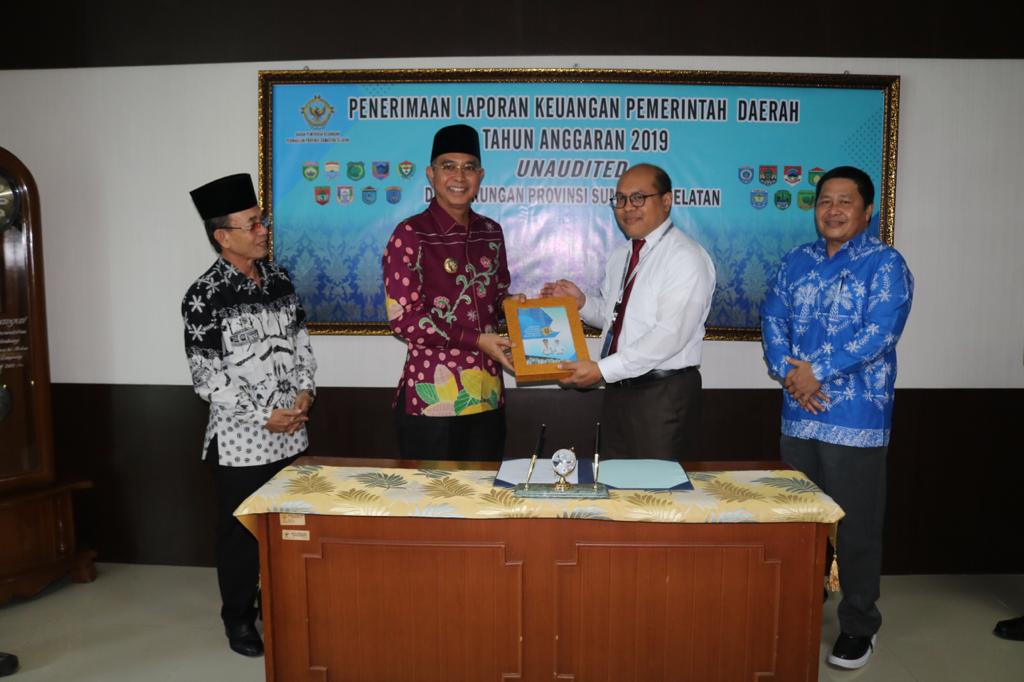 Bupati H2G Serahkan LKPD 2019 Pemkab Musi Rawas Kepada BPK Sumsel