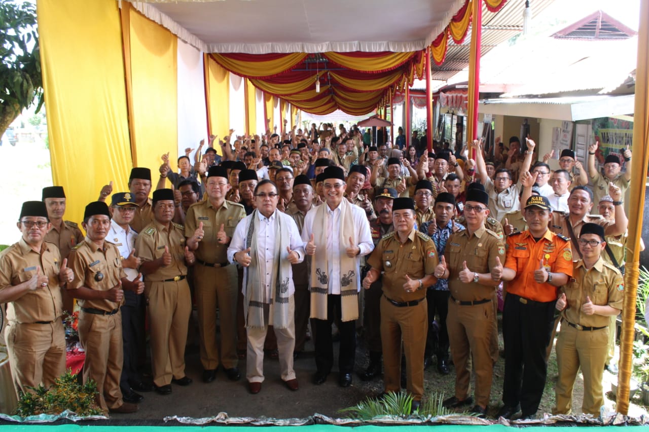 Silaturahmi dan Tatap Muka Anggota DPR RI Komisi V Ir. H. Eddy Santana Putra, MT dengan para Kepala