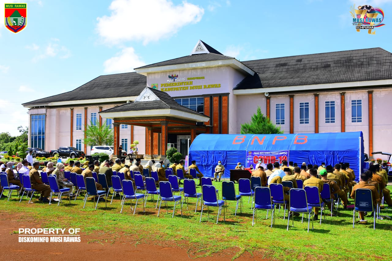 Bupati Musi Rawas gelar rapat evaluasi pencegahan penyebaran COVID-19 ditempat terbuka