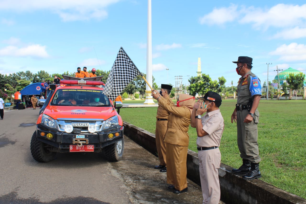Wabup Mura Lepas Tim Penyemprotan Desinfektan untuk Kecamatan Sukakarya dan BTS Ulu