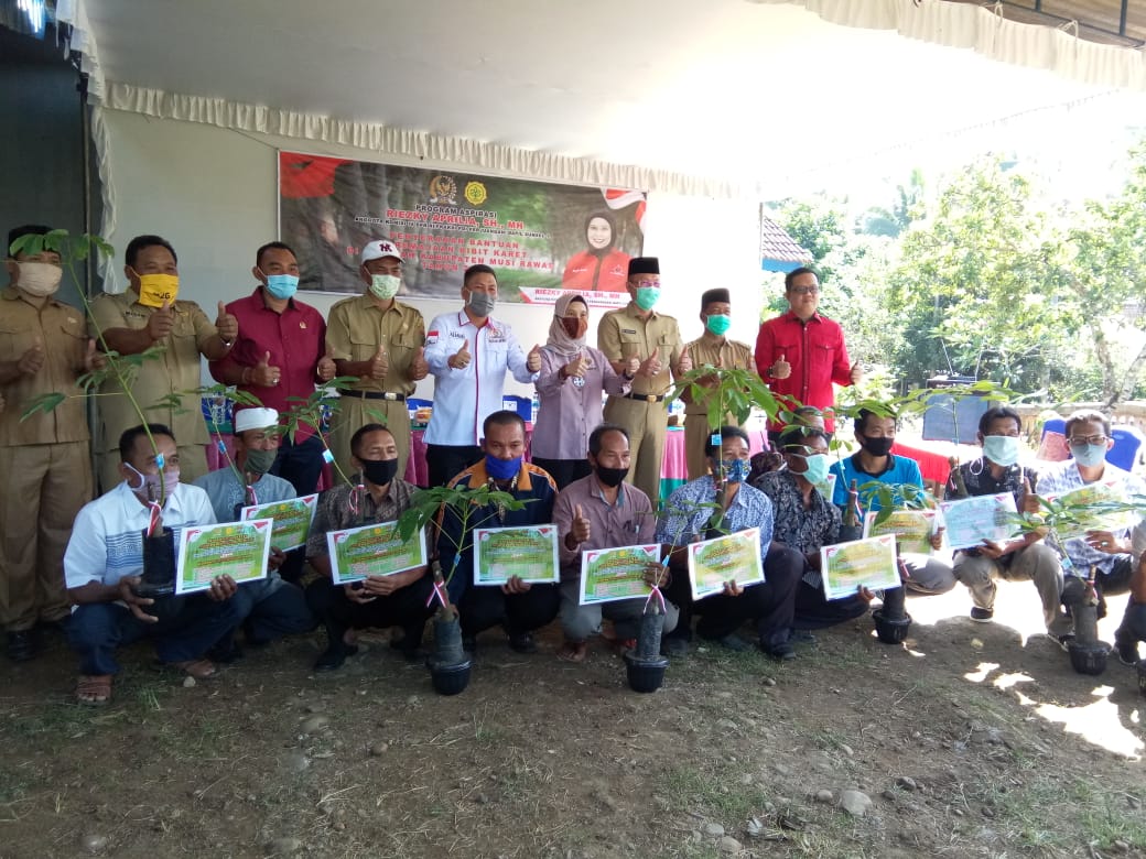 Asisten II Terima Kunjungan kerja Anggota Komisi IV DPR RI Riezky Aprilia di Desa Q2 Wonorejo