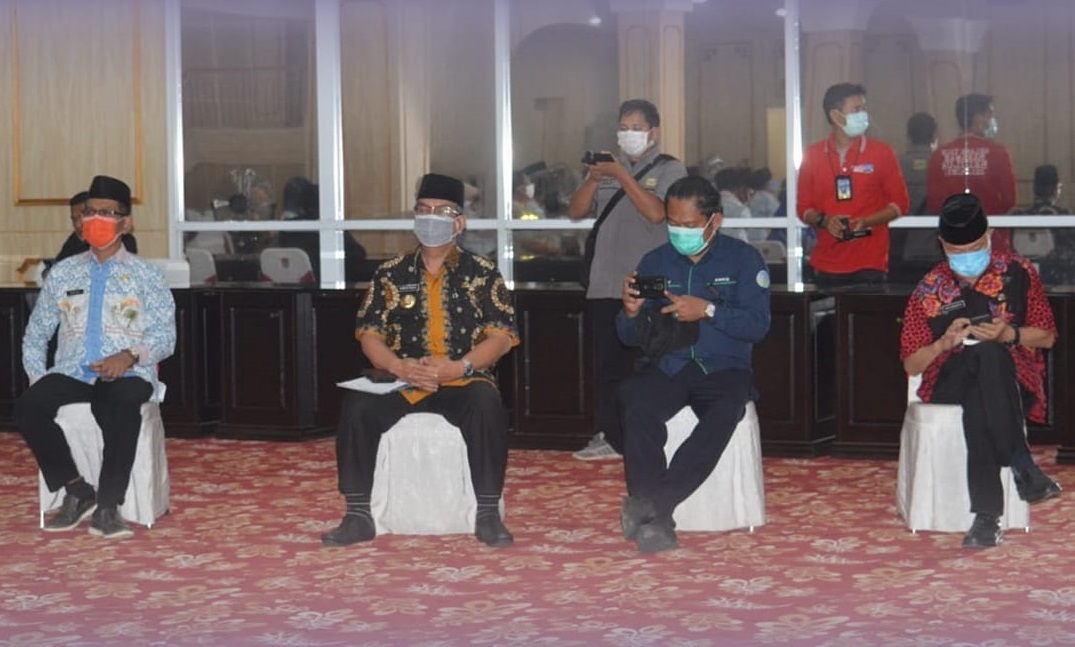 Pjs Bupati Pimpin Rapat Staf Sekaligus Mendengarkan Paparan dari BMKG Terkait Fenomena La Nina di Wi