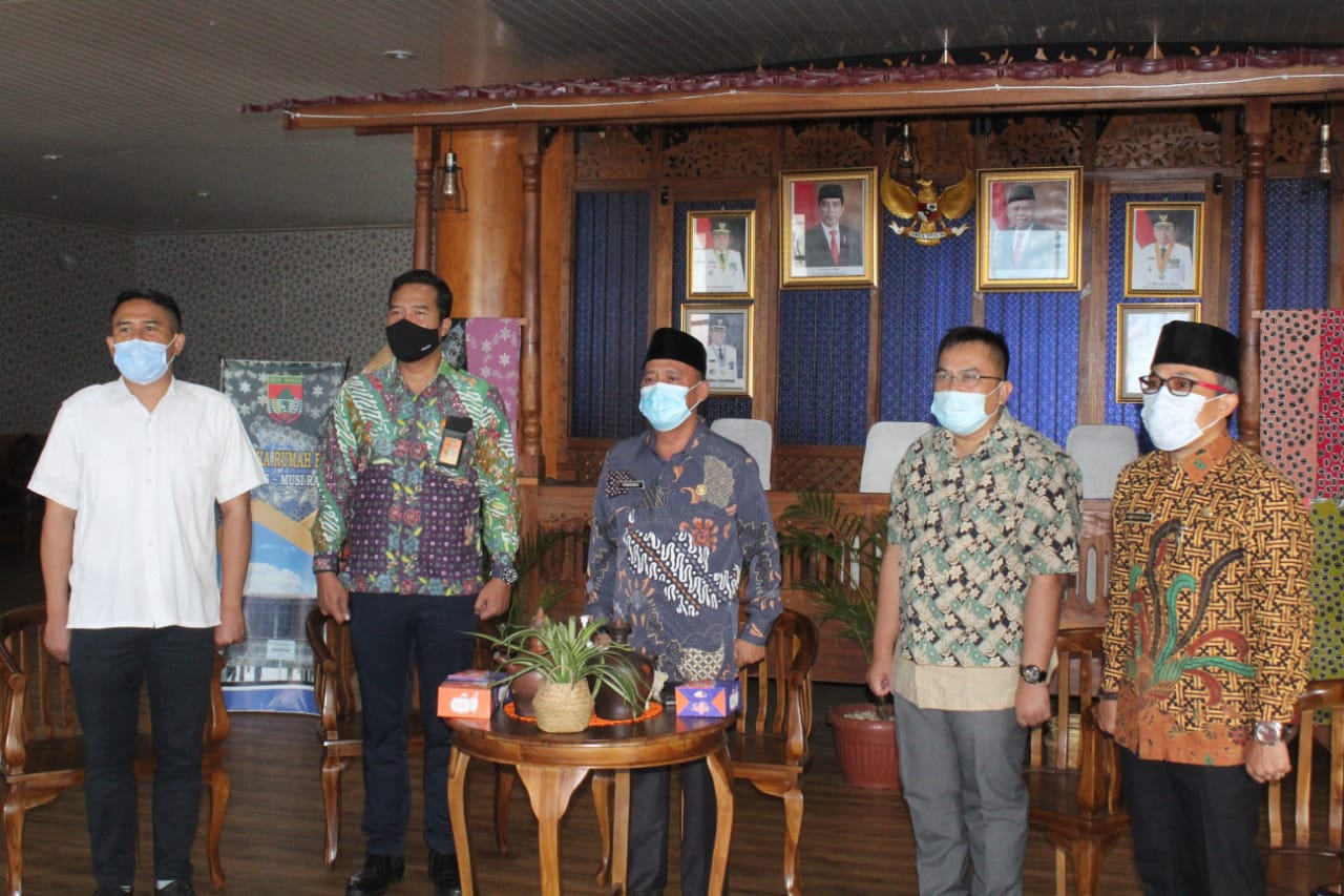 PemKab Musi Rawas mengikuti Rakornas Kepegawaian BKN Virtual Tahun 2020