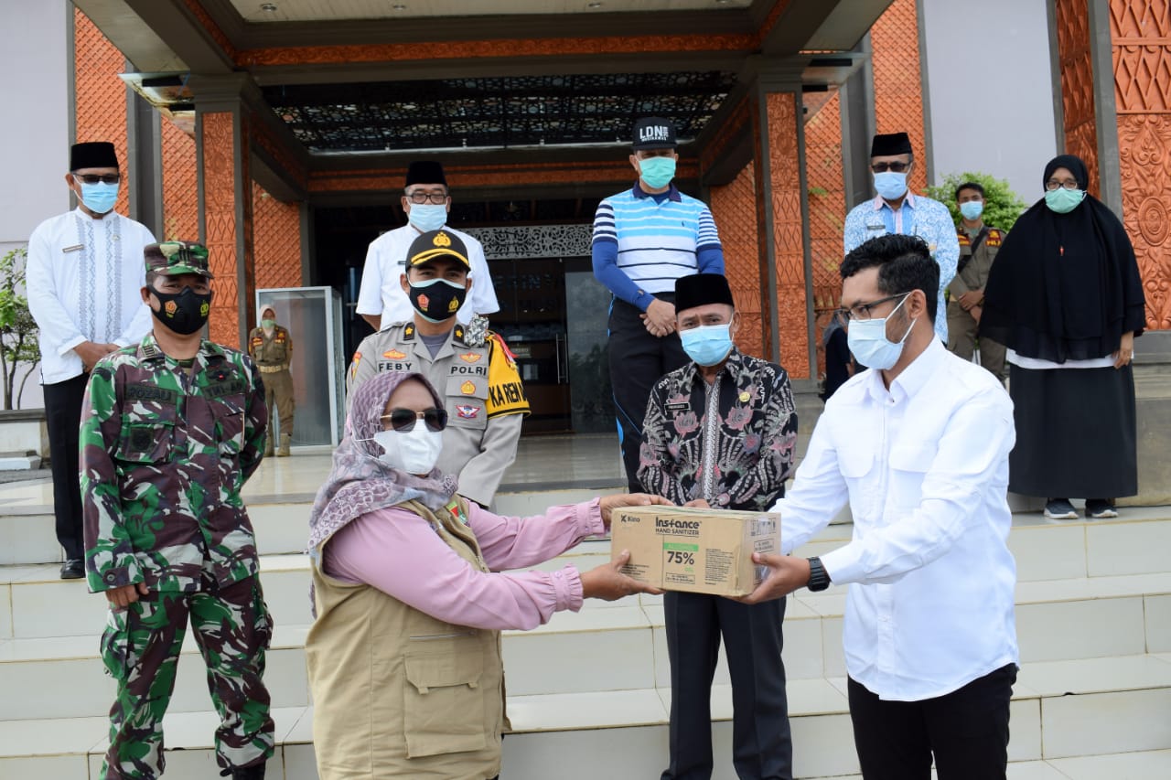 Pemkab Mura Salurkan Bantuan BIN Kepada 10 Ponpes