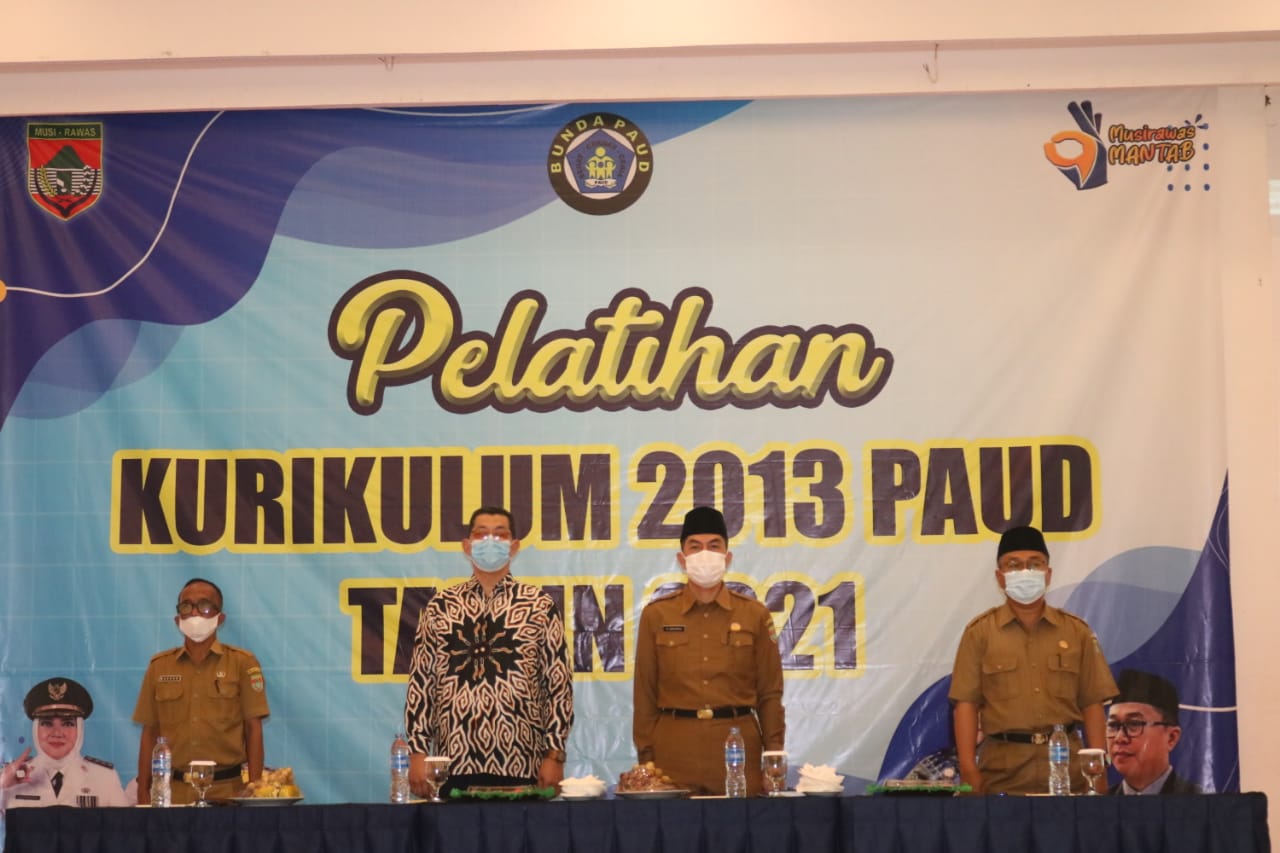 Staf Ahli Bupati Mura Buka Pelatihan Kurikulum 2013 PAUDÂ 