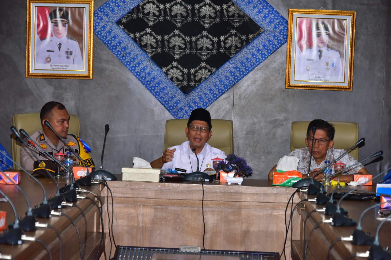 Asisten I Pimpin Rapat Tindaklanjut Hasil Audiensi BUMDÂ 