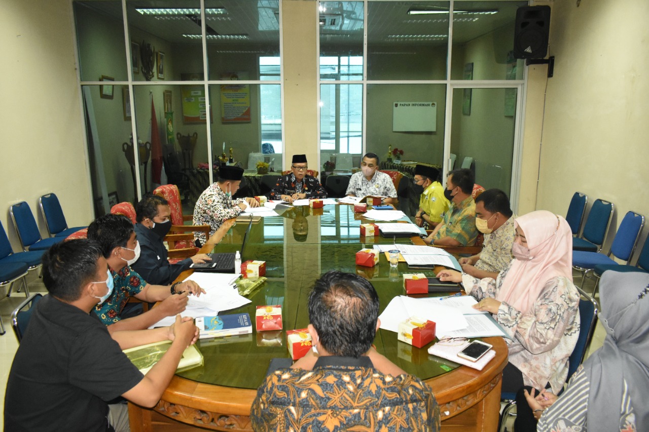 Rapat Pembahasan Pembayaran atas Ganti Rugi/Tanah Masyarakat di Talang Puyuh Kecamatan Muara Beliti