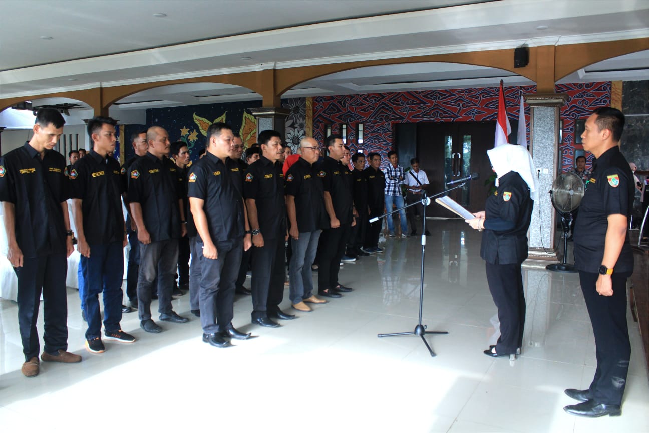 Kukuhkan Pengurus Forum Kemasyarakatan Musi Rawas