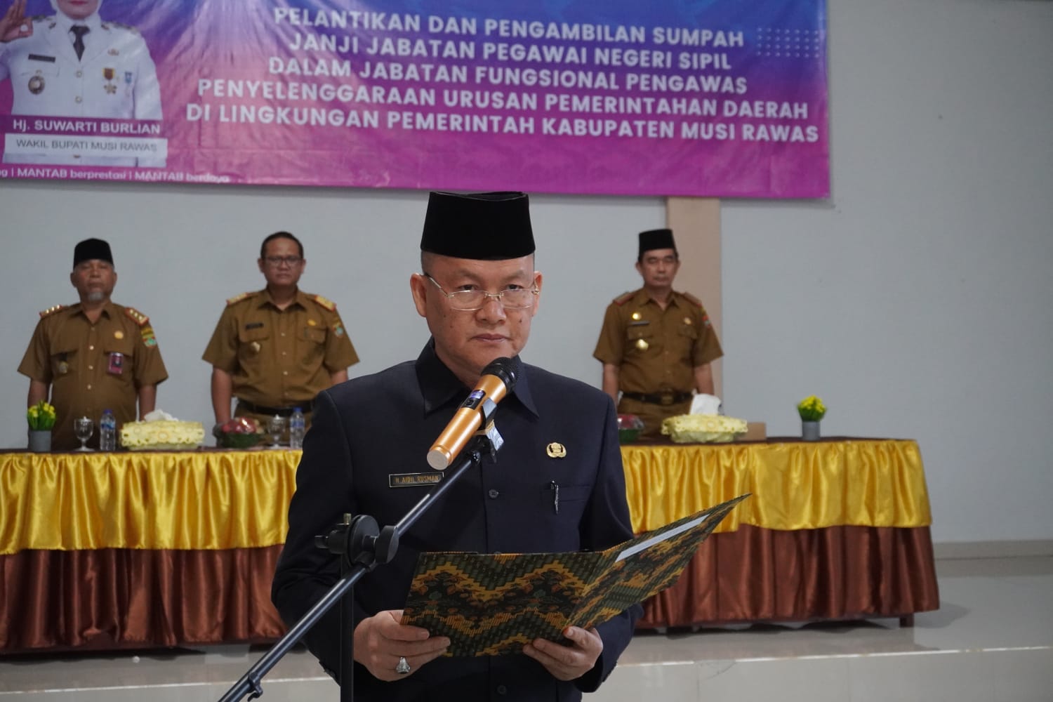 Pj Sekda Lantik dan Pengambilan Sumpah Janji PNS dilingkungan Pemkab Mura