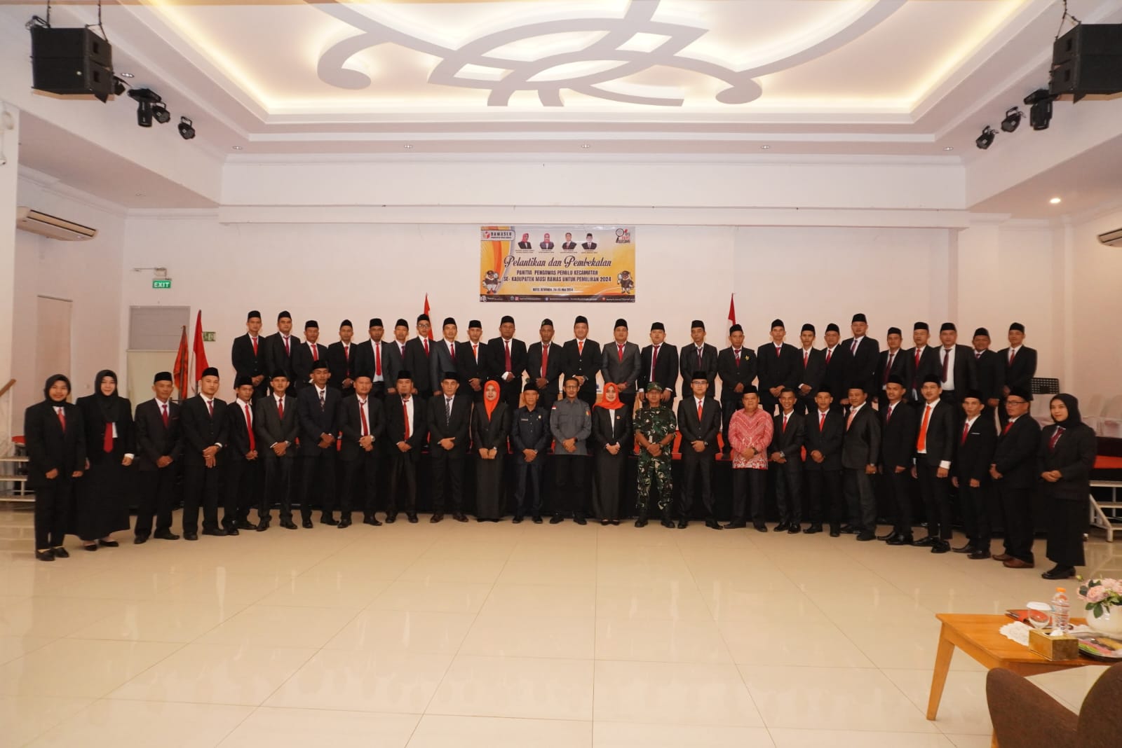 Pelantikan Panitia Pengawas Pemilihan Umum Kecamatan