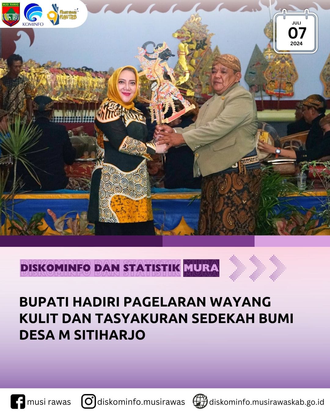 Bupati hadiri Pagelaran Wayang Kulit Semalam Suntuk Dalam rangka Tasyakuran sedekah Bumi Desa M Sitiharjo