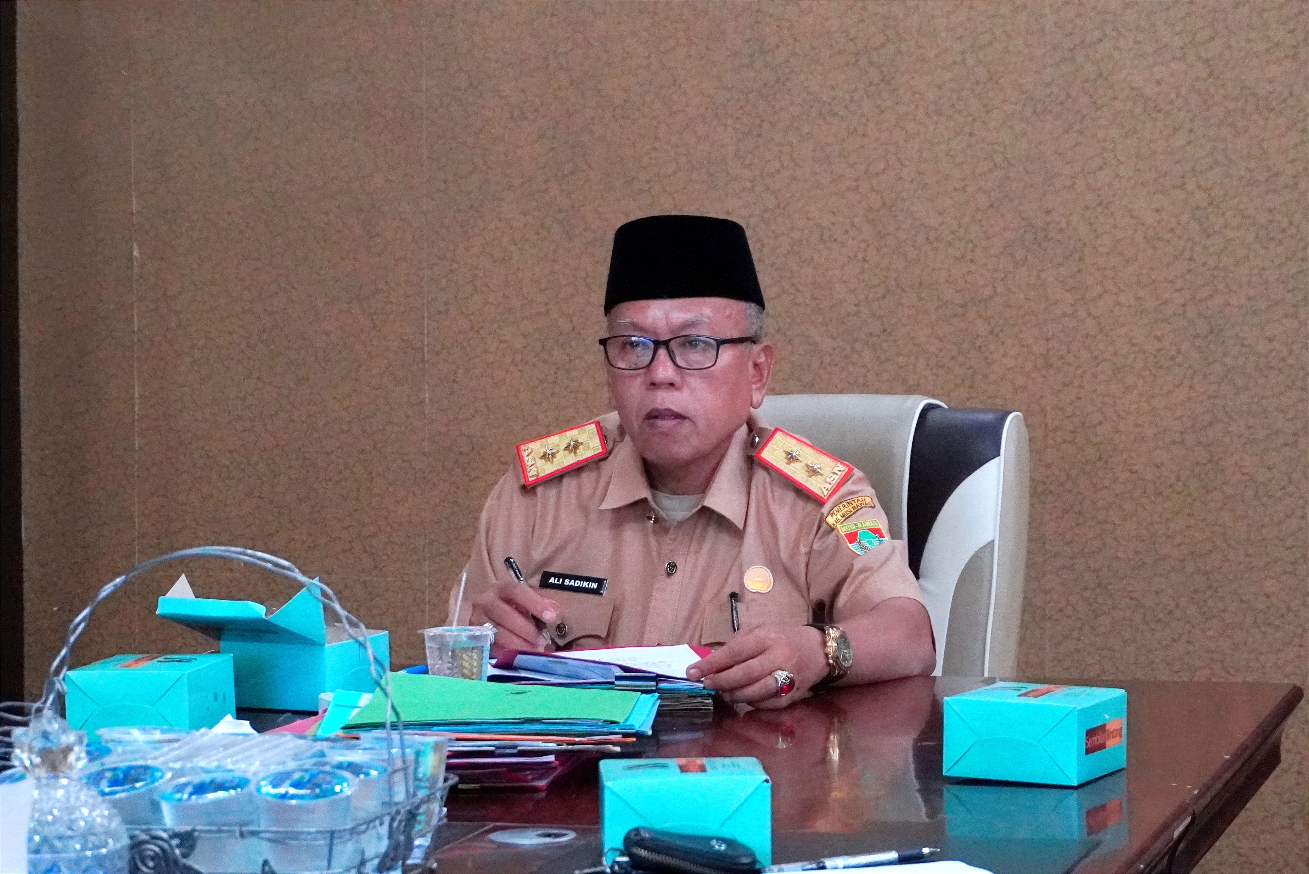Sekda ikuti Rapat Koordinasi Regional Upaya Percepatan Penghapusan Kemiskinan Ekstrem 2024 untuk Regional 1